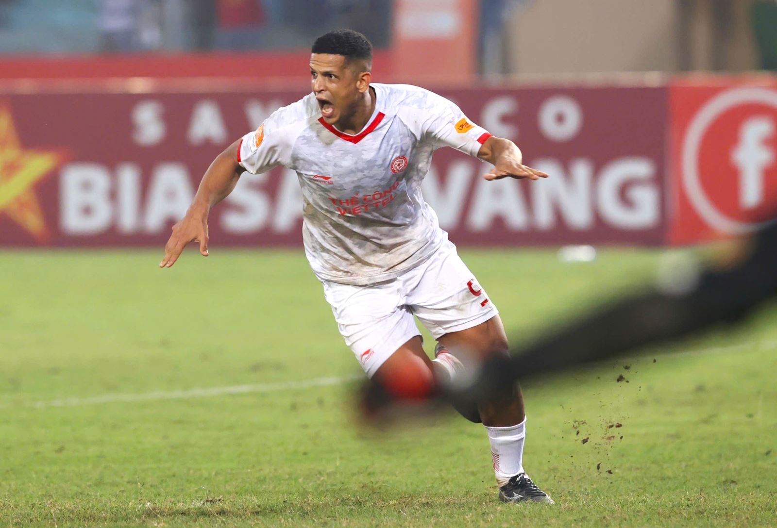 Công an Hà Nội thành ‘cựu vương’ Cúp quốc gia