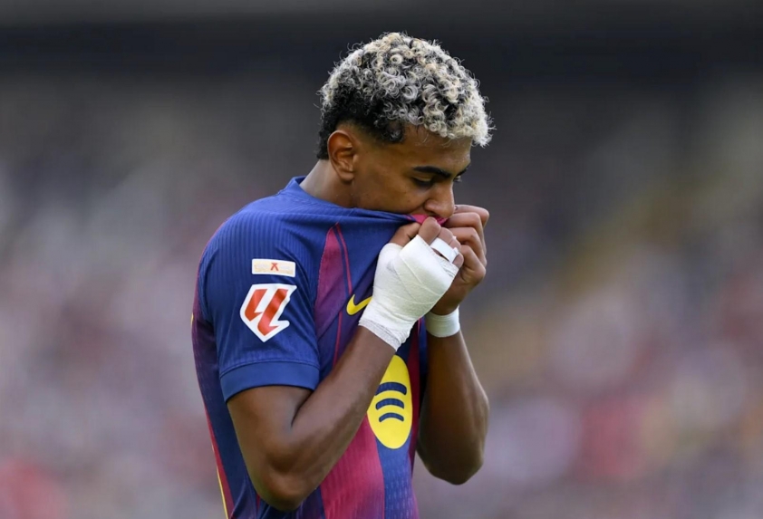 Lamine Yamal, đến lúc học bài về sự khiêm tốn rồi!