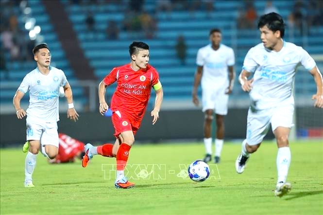 Công an Hà Nội – Ninh Bình: Thước đo bản lĩnh ứng viên vô địch