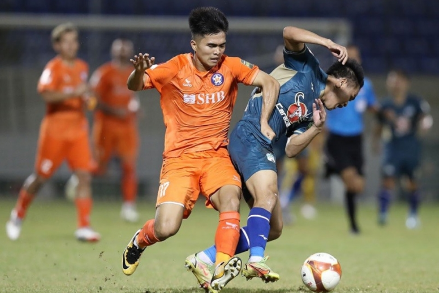 HAGL – Đà Nẵng: Trận đấu giữa ‘những người cùng khổ’