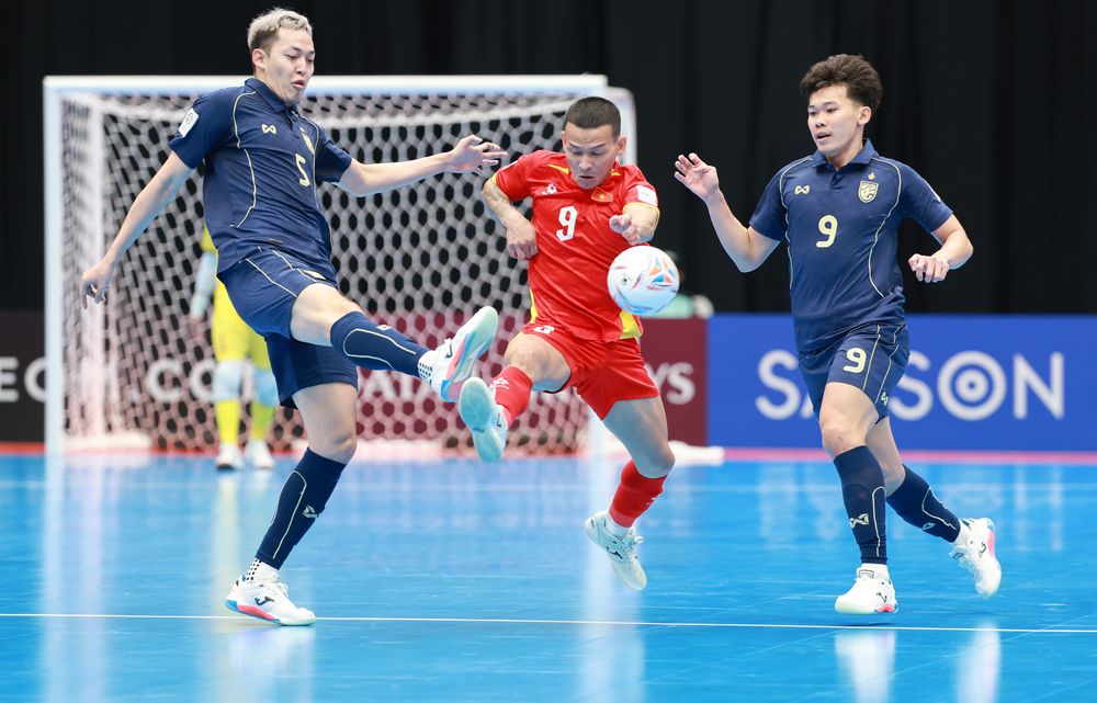 Thất bại đáng tiếc trước Thái Lan, Futsal Việt Nam chấp nhận ngôi nhì bảng